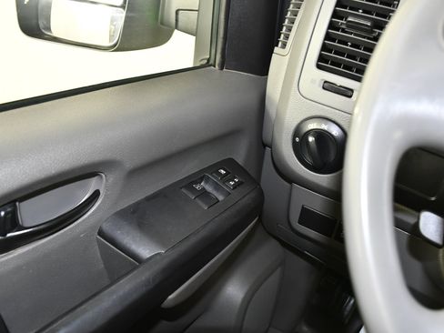 Used 2018 Nissan NV 1500 S RWD image 31