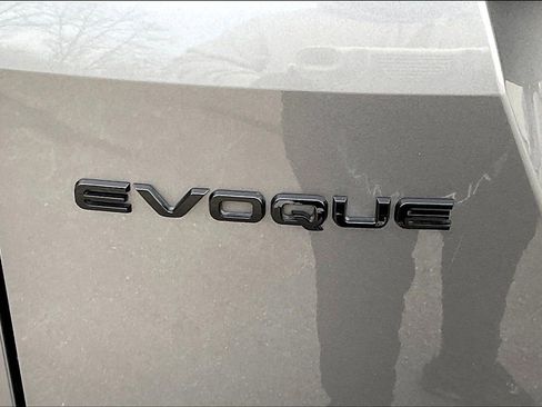 Used 2023 Land Rover Range Rover Evoque R-Dynamic S AWD/4WD image 23