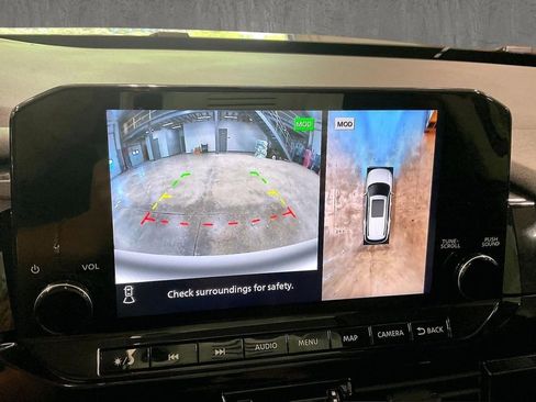 Used 2022 Nissan Pathfinder Platinum w/ Cargo Package AWD/4WD image 14