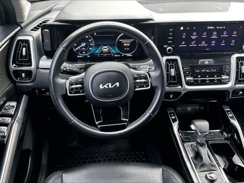 Used 2023 Kia Sorento SX image 6