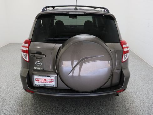Used 2011 Toyota RAV4 Limited w/ Limited Extra Value Pkg FWD image 8