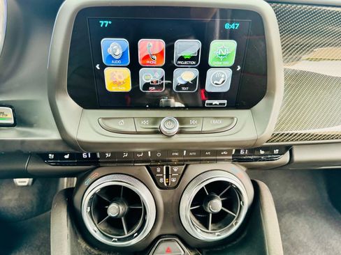 Used 2018 Chevrolet Camaro ZL1 image 43