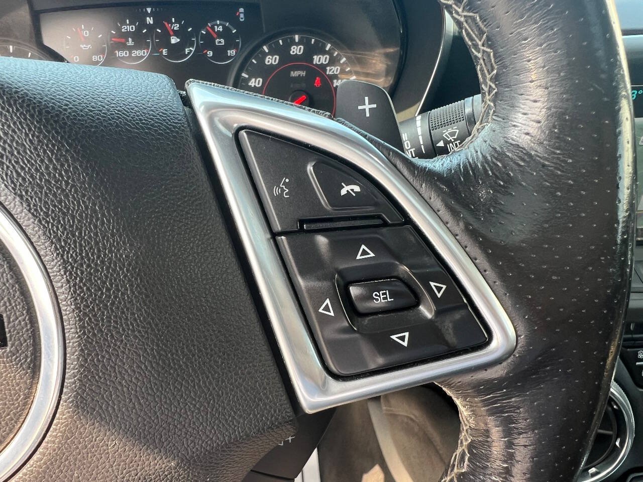 Used 2018 Chevrolet Camaro SS RWD image 25