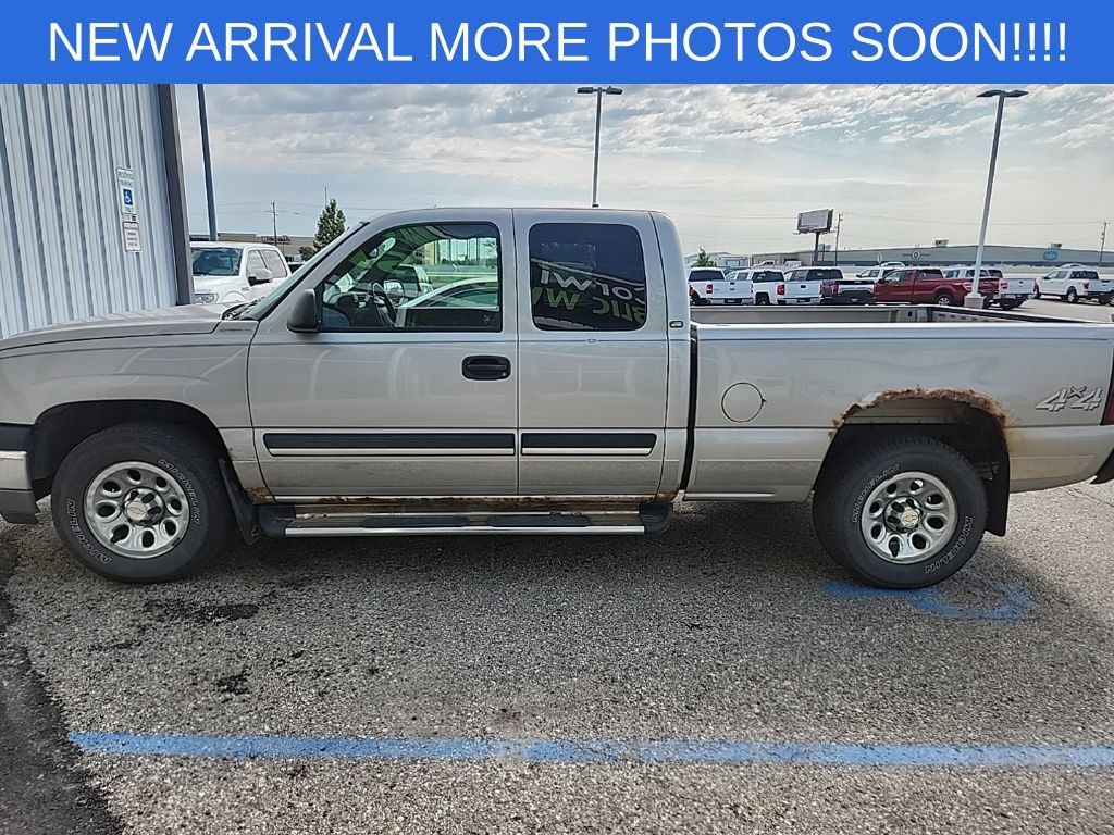 Used 2005 Chevrolet Silverado 1500 4x4 Extended Cab w/ Light Duty Power Package image 5