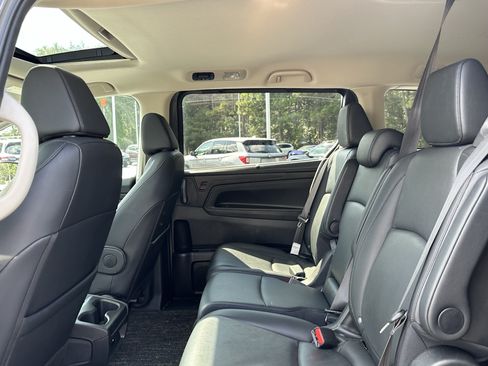 Used 2025 Honda Odyssey EX-L image 8