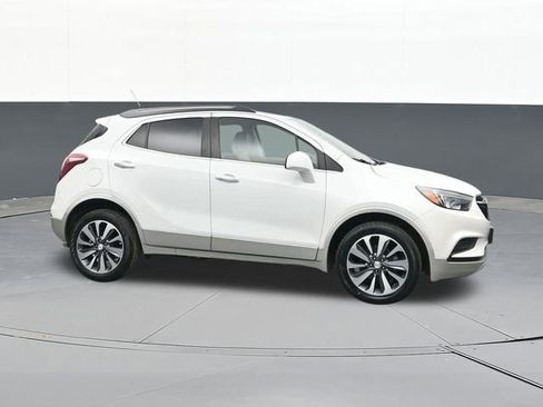 Used 2022 Buick Encore Preferred image 19