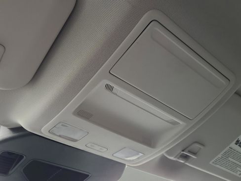 Used 2022 Ford Escape SE w/ Convenience Package image 25