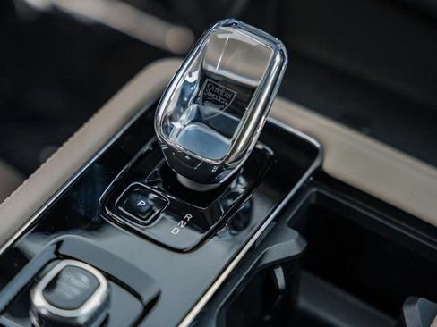 New 2026 Volvo XC90 B6 Ultra w/ Protection Package Premier image 23