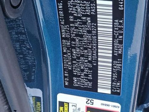 Used 2025 Toyota Camry SE image 24