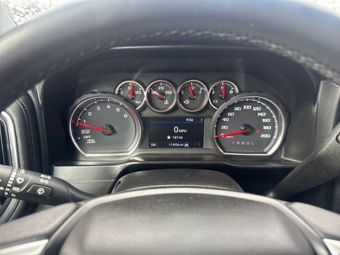 Used 2020 Chevrolet Silverado 1500 LT Trail Boss image 20