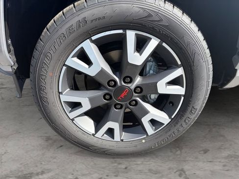 New 2026 Toyota 4Runner TRD Sport Premium AWD/4WD image 9