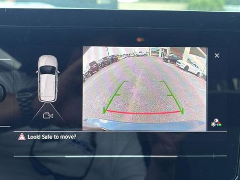 New 2025 Volkswagen Taos S image 18