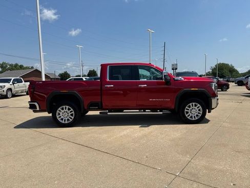 Used 2024 GMC Sierra 2500 SLT AWD/4WD image 8