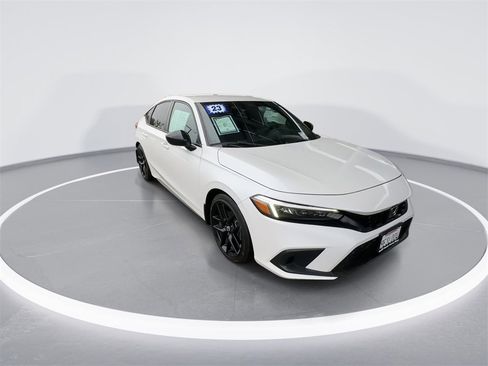 Used 2023 Honda Civic Sport image 17