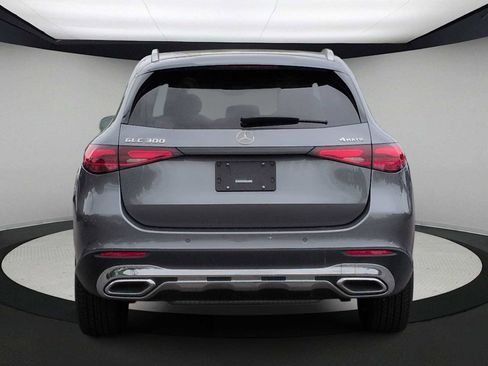 Used 2023 Mercedes-Benz GLC 300 4MATIC image 7