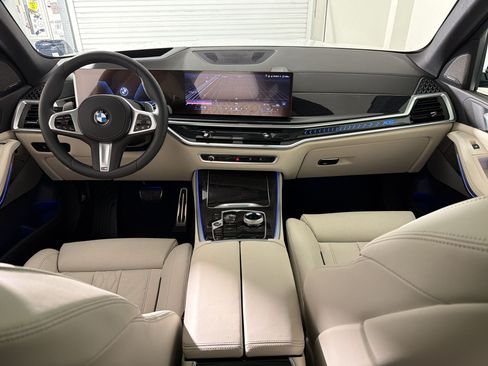 Used 2026 BMW X5 xDrive40i w/ Executive Package AWD/4WD image 15