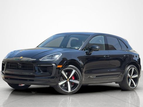 Used 2022 Porsche Macan S w/ Premium Package Plus AWD/4WD image 1