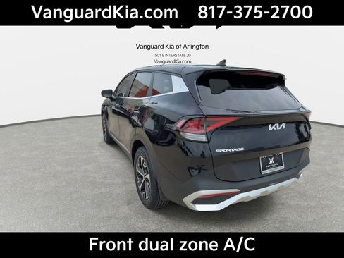 Certified 2025 Kia Sportage EX FWD image 8