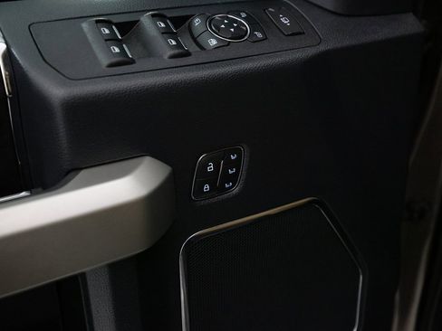 Used 2022 Ford F350 Lariat w/ Lariat Ultimate Package image 17