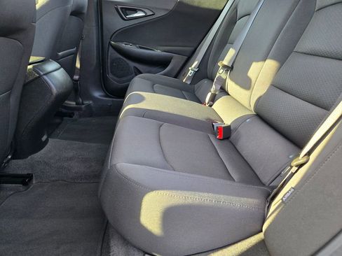 Used 2024 Chevrolet Malibu LS FWD image 11