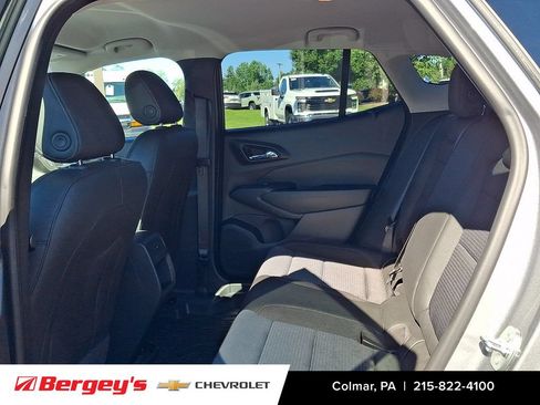Used 2024 Chevrolet Trax LT w/ Driver Confidence Package FWD image 12