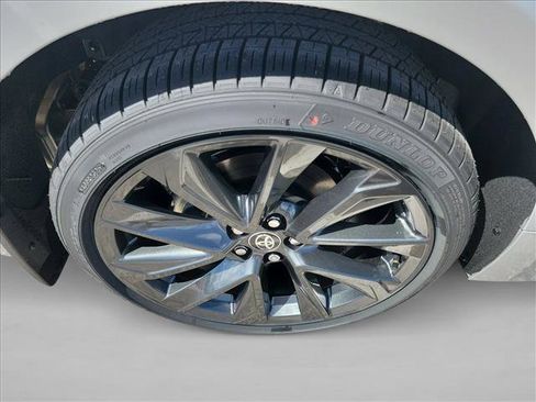 Used 2026 Toyota Corolla SE FWD image 11