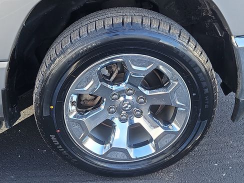 Used 2021 RAM 1500 Big Horn image 28