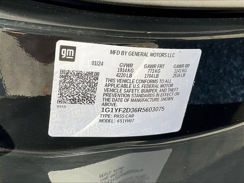 Used 2024 Chevrolet Corvette Z06 RWD image 15