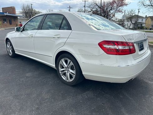 Used 2011 Mercedes-Benz E 350 4MATIC Sedan image 5