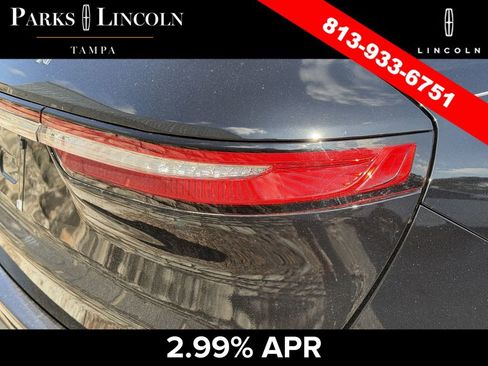 Used 2022 Lincoln Corsair FWD w/ Premium Package image 14