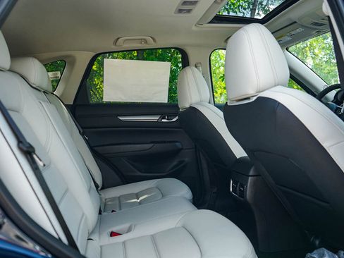 Certified 2025 MAZDA CX-5 AWD 2.5 S w/ Preferred Package image 13