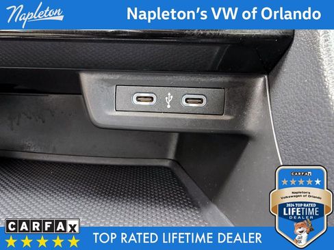Used 2024 Volkswagen Jetta SE image 23