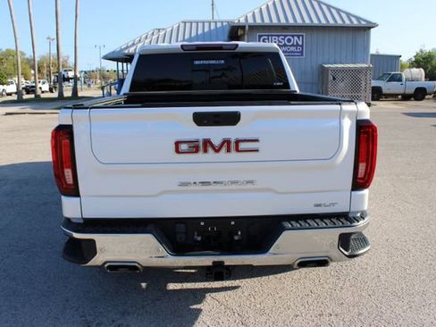 Used 2022 GMC Sierra 1500 SLT w/ SLT Premium Plus Package image 9