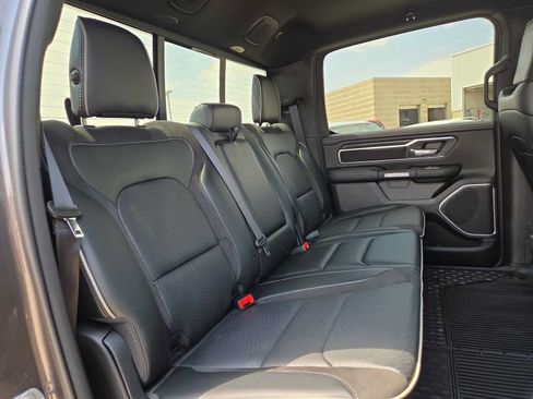 Used 2023 RAM 1500 Laramie AWD/4WD image 17