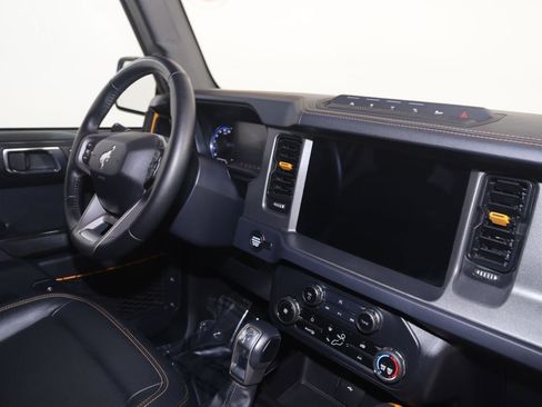Used 2024 Ford Bronco Badlands AWD/4WD image 20
