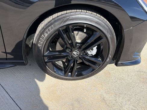 Used 2026 Acura Integra A-Spec image 12