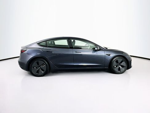 Used 2021 Tesla Model 3 Standard Range Plus image 10