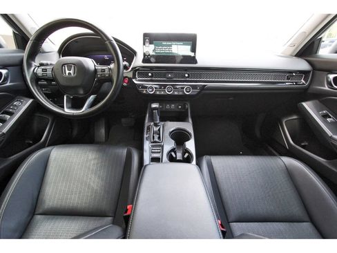 Used 2022 Honda Civic Touring image 10