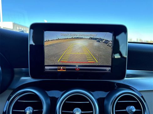 Used 2018 Mercedes-Benz C 300 4MATIC Sedan image 17