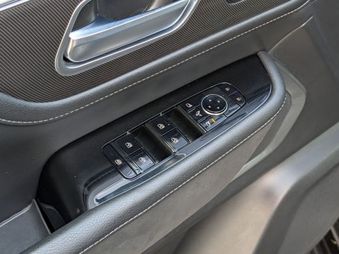 Certified 2025 INFINITI QX80 Luxe AWD/4WD image 19