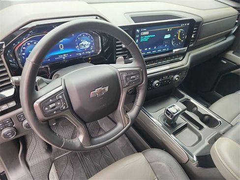 Used 2024 Chevrolet Silverado 1500 ZR2 w/ Technology Package image 10