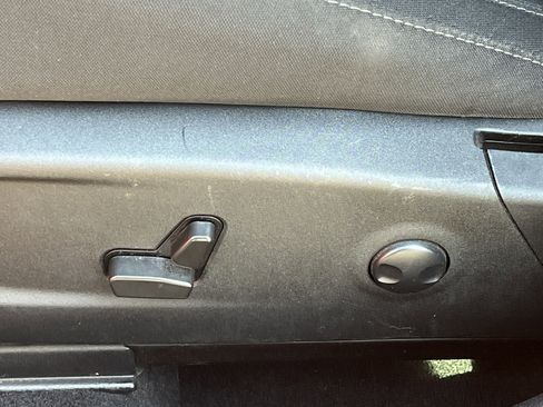 Used 2022 Dodge Charger R/T image 16