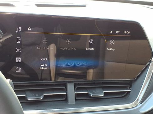 New 2026 Chevrolet Trax ACTIV w/ Sunroof Package FWD image 22