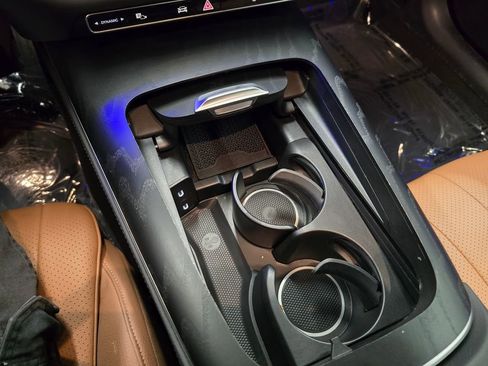 Used 2025 Mercedes-Benz E 350 Sedan image 27