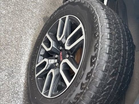 Used 2024 GMC Sierra 1500 Elevation w/ X31 Off-Road Package image 13