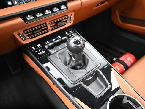 Certified 2024 Porsche 911 GT3 RS RWD image 12