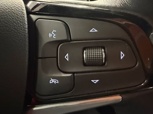 Used 2024 Buick Enclave Premium AWD/4WD image 33