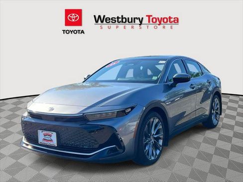 Certified 2024 Toyota Crown w/ Advanced Technology Package AWD/4WD image 5