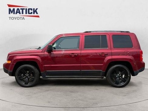 Used 2015 Jeep Patriot Sport w/ Power Value Group FWD image 5