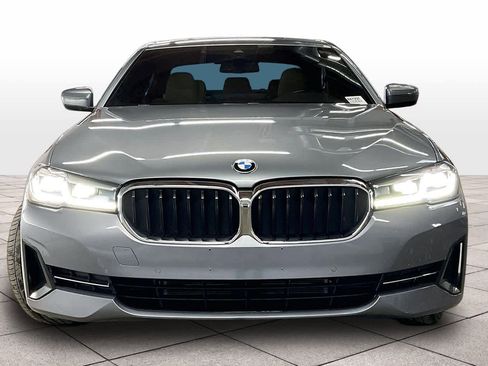 Used 2021 BMW 530e w/ Convenience Package image 3